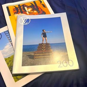 Louis Vuitton The Book 200